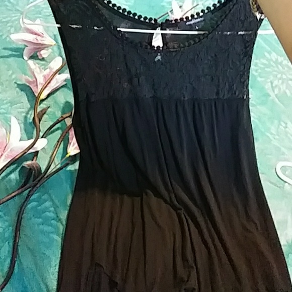 Blouse - Picture 2 of 3